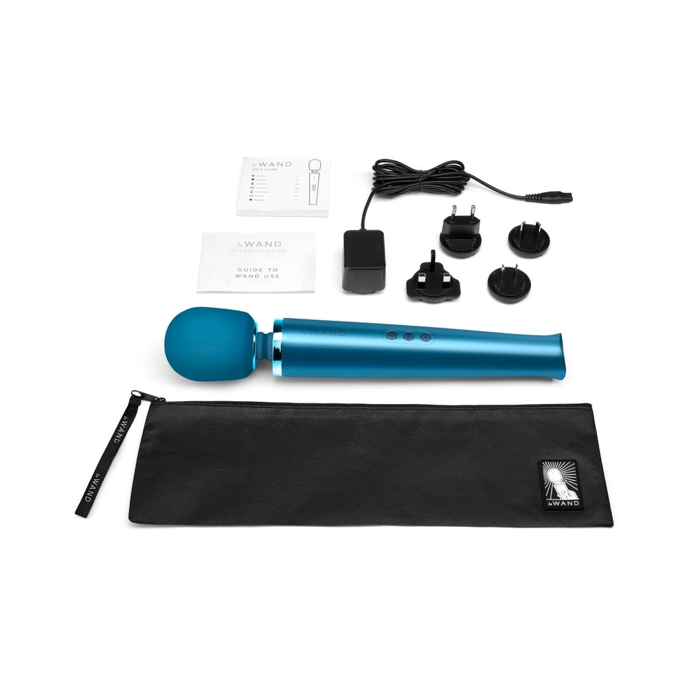 Le Wand Rechargeable Vibrating Massager Pacific Blue - Red Garter