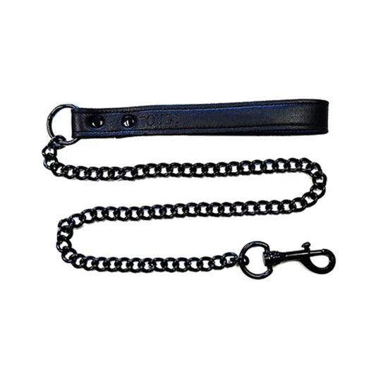 Rouge Leather Lead Black with Black Accessories - Red Garter