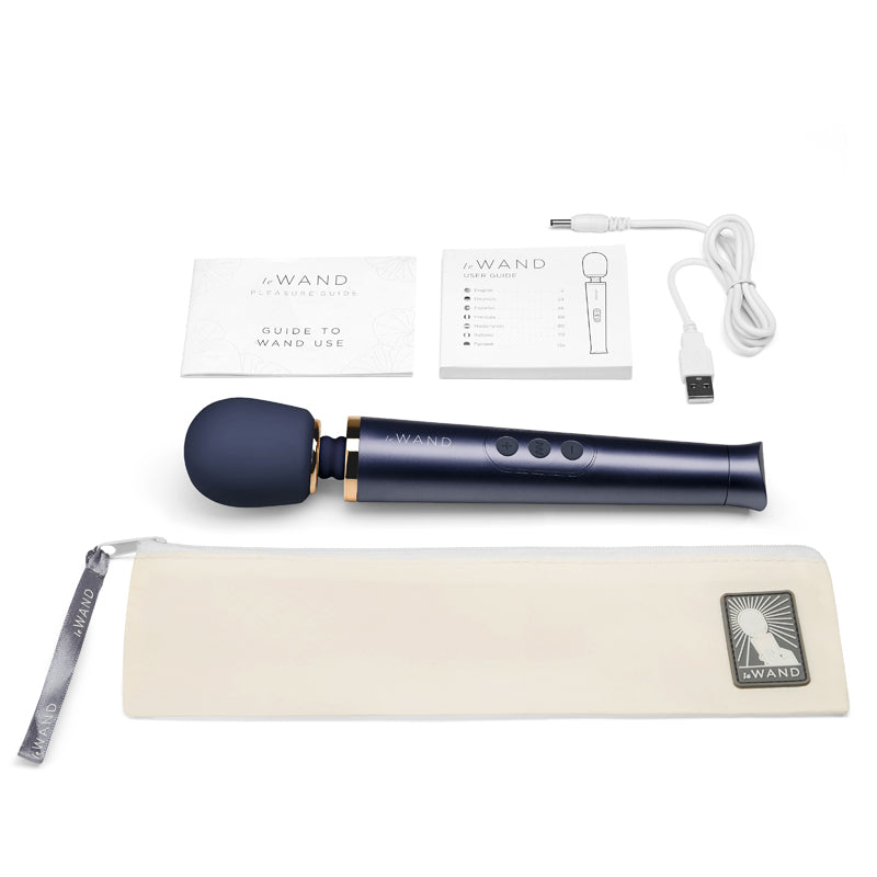 Le Wand Petite Rechargeable Vibrating Massager Navy - Red Garter